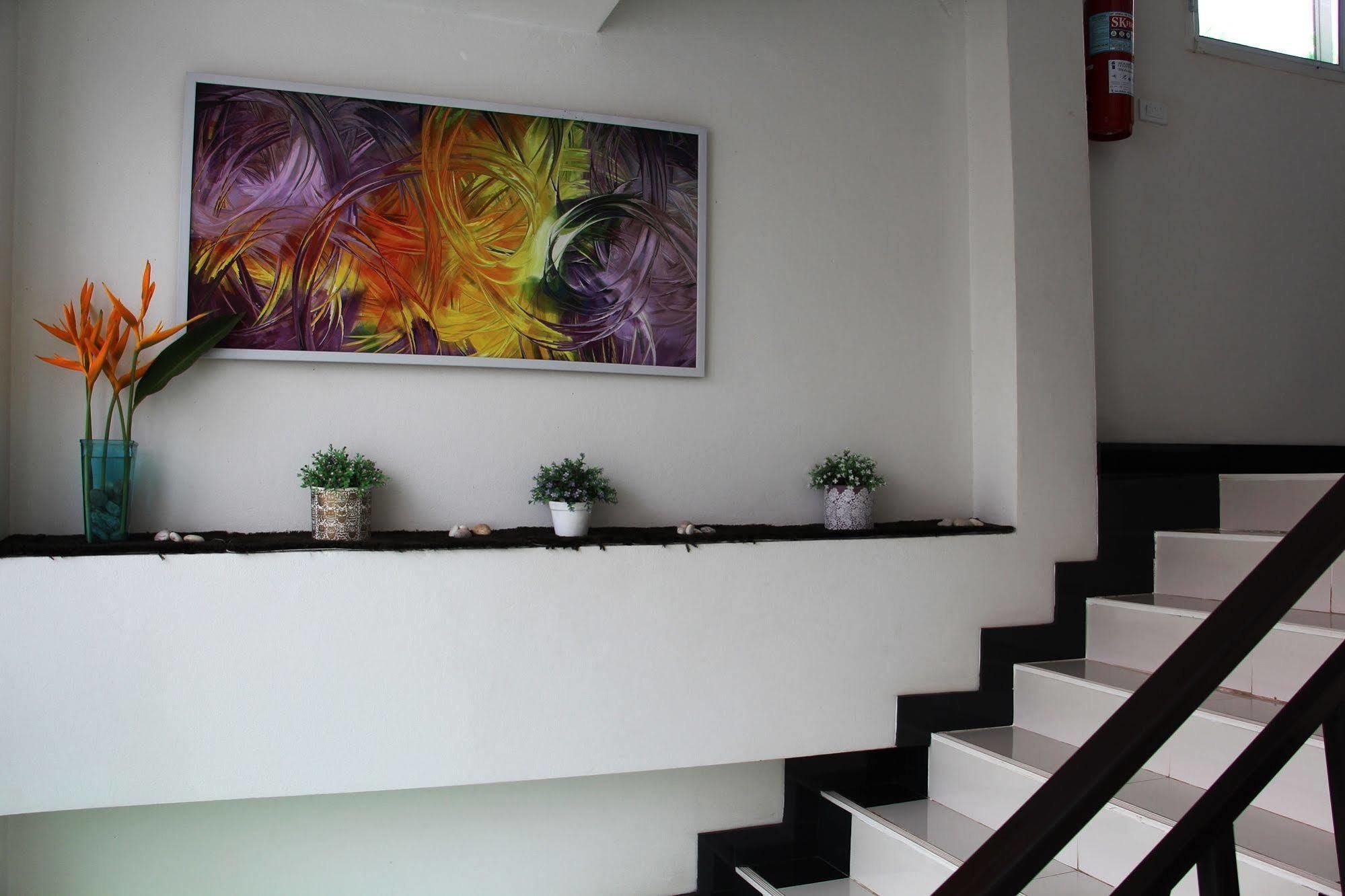 Modern Inn By Saifon Nong Khai Exterior foto